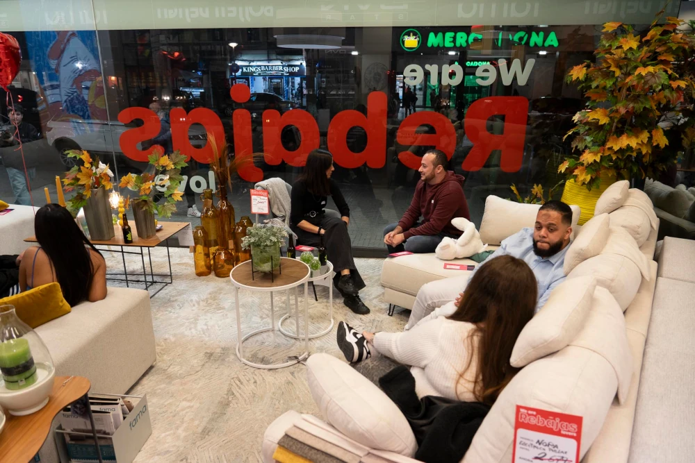 campaña speed dating mallorca global we love sofas (1)